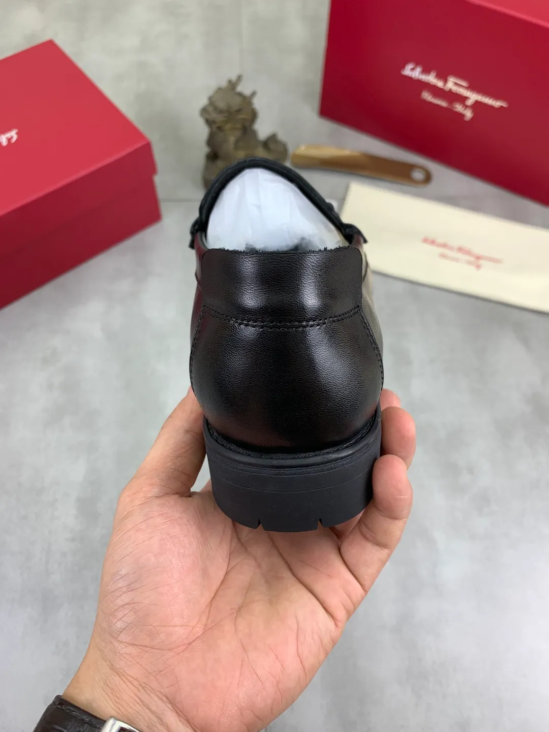 Men's shoes 💰P480 new high quality [Ferragamo/Ferragamo] latest model original imported calfskin, imported cowhide lining + original luxury metal buckle + original combination outsole Comparison without pressure Code number: 38-44 (45 customized)